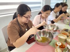 四方埔社区|浓浓情暖中秋节，圆圆月饼幸福味--四方埔社区中秋节活动